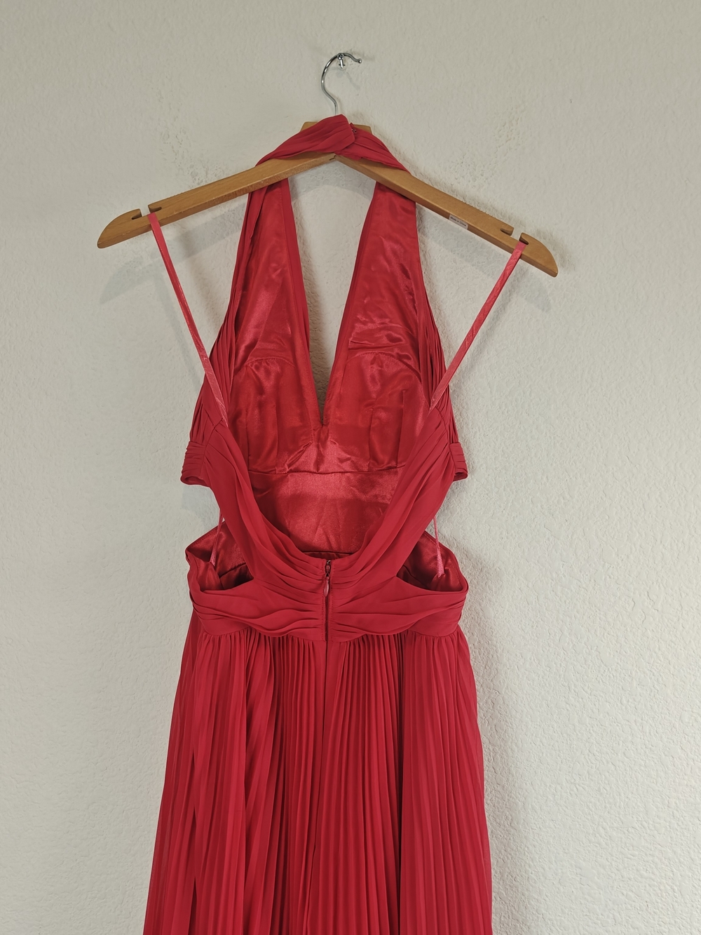 Hailey by Adrianna Papell Pink Pleated Halter Cocktail Dress Cutout Waist Size 0 - Picture 11 of 16